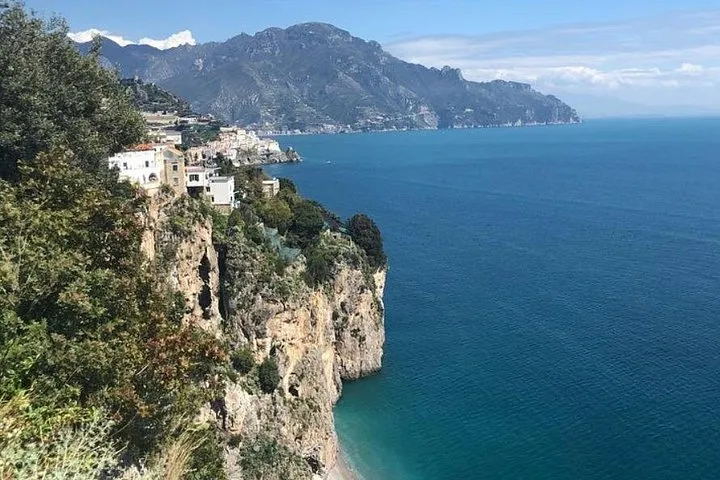 Naples to/from Positano Private Transfer & Optional Pompeii Stop, photo 1 from the operator's listing