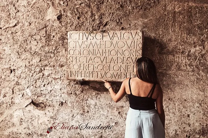 Pompeii Private Tour with an Archaeologist and Skip The Line