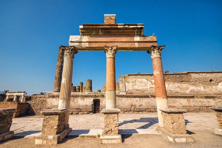 Guided Tour of Pompeii with Optional Tasting Experience onsite, photo 2 from the operator's listing