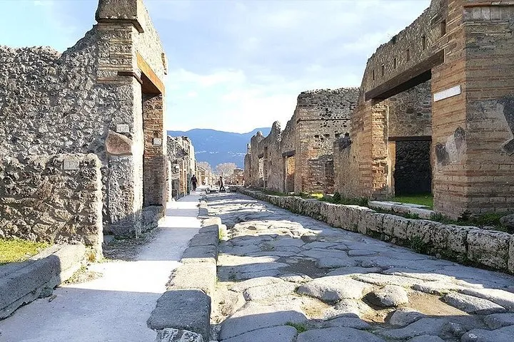 Pompeii Street