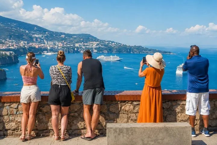 Private Tour of Pompeii, Sorrento and Positano from Naples, photo 3 from the operator's listing