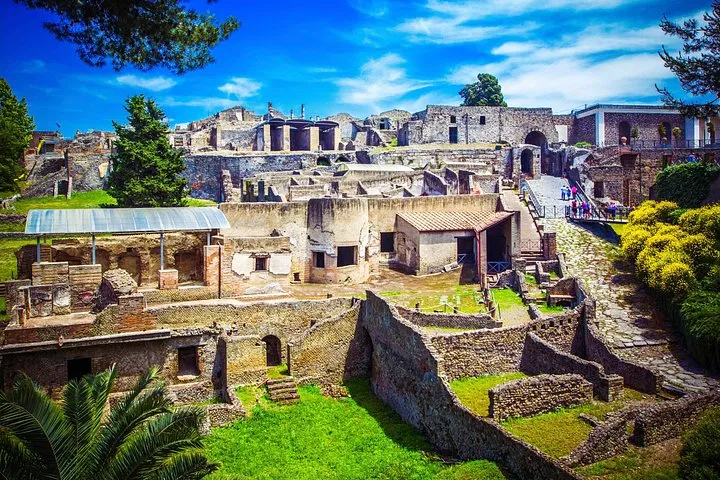 From Salerno: Classic Pompeii Guided Experience, photo 3 from the operator's listing