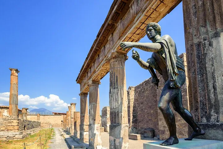 Pompeii guided group tour plus entry ticket, photo 3 from the operator's listing