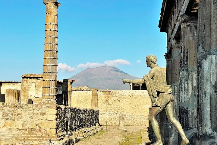 Pompeii Skip-the-Line Entry Small Group Guided Tour, photo 3 from the operator's listing