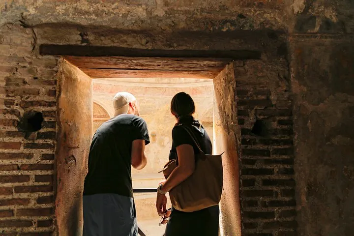 Exploring Pompeii