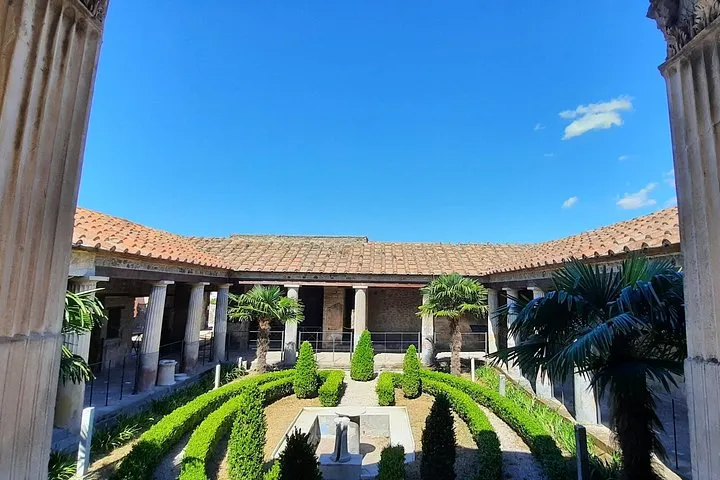 2-Hour Private Pompeii Tour for Kids with Alex – Skip the Line, photo 5 from the operator's listing