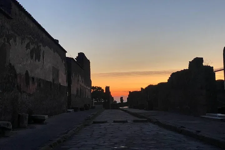 Pompeii by night