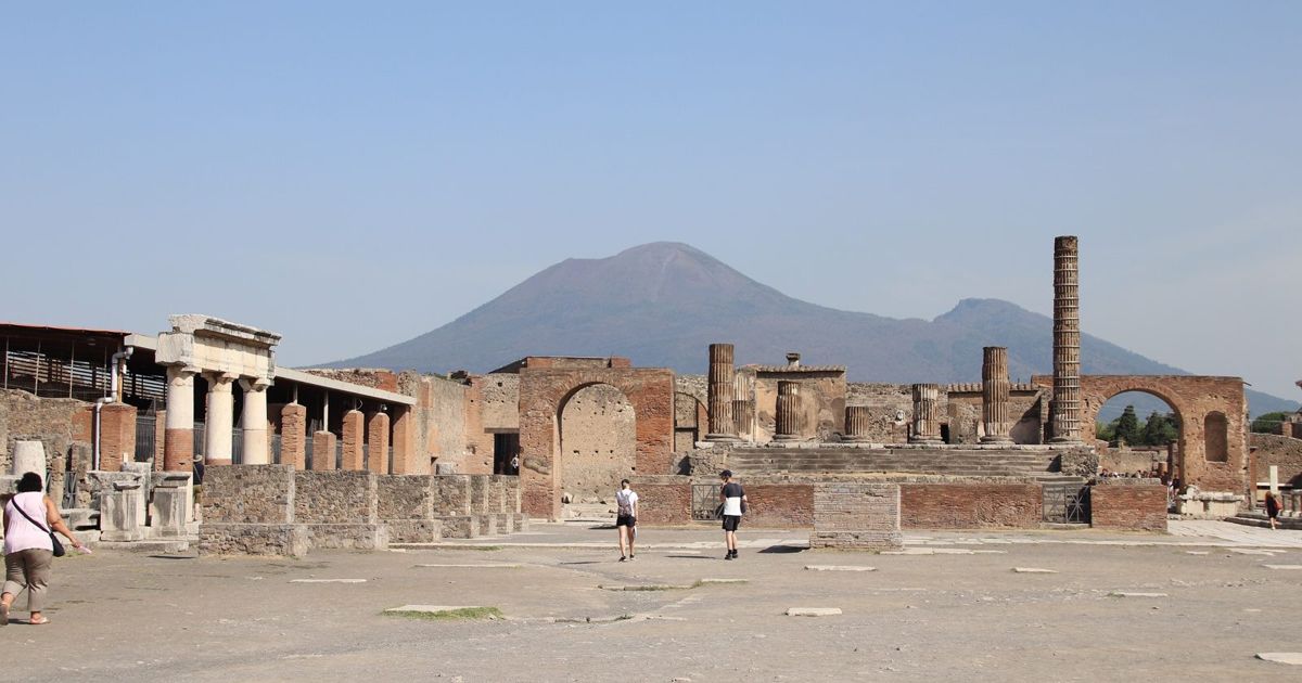 Pompeii map: gates, stations, what is where | pompeii.day
